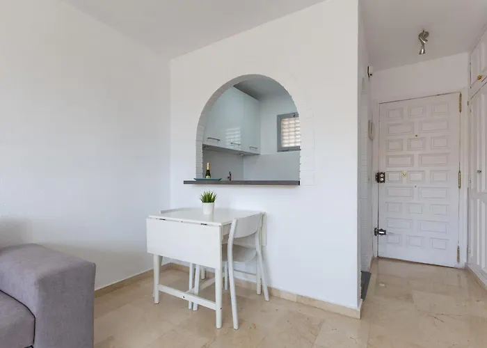 Vista Marina Apartment Torremolinos